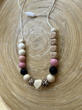 Collier d’allaitement personnalisé avec prénom panthère | Bijou maman bébé | Collier de portage | Cadeau de naissance