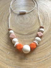 Collier d’allaitement personnalisé orange | Bijou maman bébé | Collier de portage | Cadeau de naissance