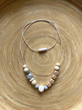 Collier d’Allaitement Personnalisé Prénom Gris bois | Collier de Portage Maman Bébé | Cadeau Naissance | Bijou Maman