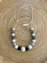 Collier d’allaitement personnaliser vichy noir | Bijou maman bébé | Collier de portage | Cadeau de naissance