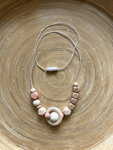 Collier d’Allaitement Personnalisé Prénom Pastel | Collier de Portage Maman Bébé | Cadeau Naissance | Bijou Maman
